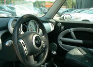 Mini Cooper Hatchback 1,6 l 85 kw