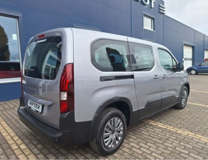 Peugeot Rifter 5