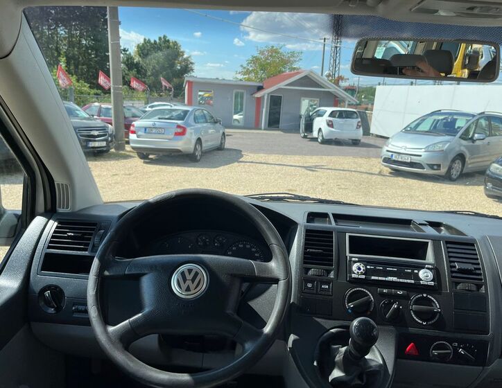 Volkswagen Transporter 21