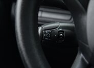 Peugeot 208 Hatchback 1,2 l 60 kw