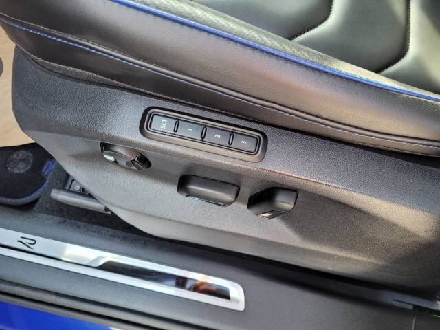 Volkswagen Tiguan SUV 2,0 l 235 kw