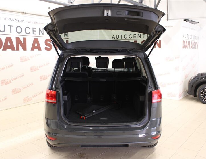 Volkswagen Touran SUV / Terénní 1,2 l 81 kw