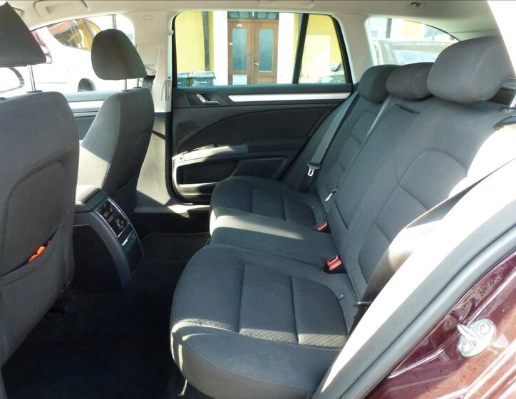 Škoda Superb Kombi 2,0 l 125 kw