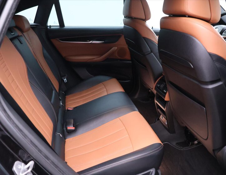 BMW X6 SUV 3,0 l 230 kw