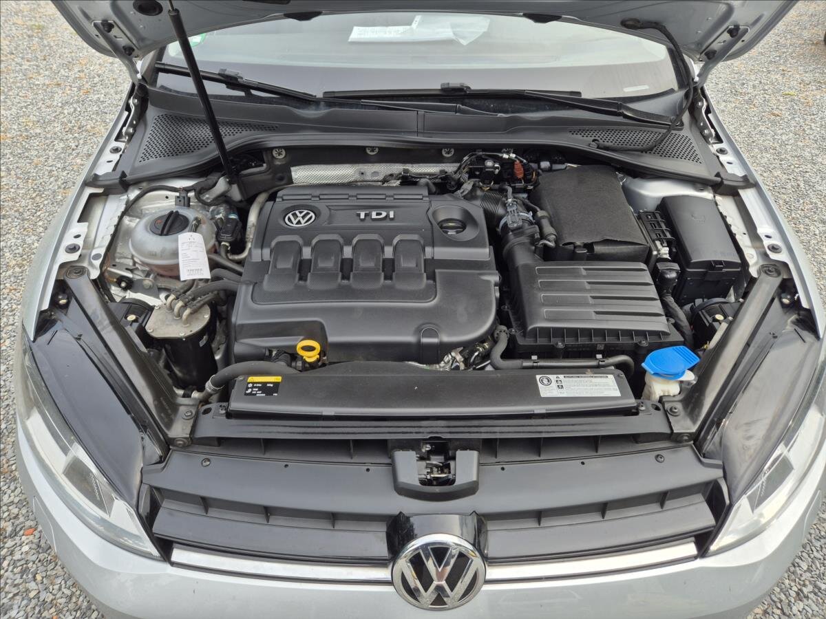 Volkswagen Golf Kombi 1,6 l 81 kw