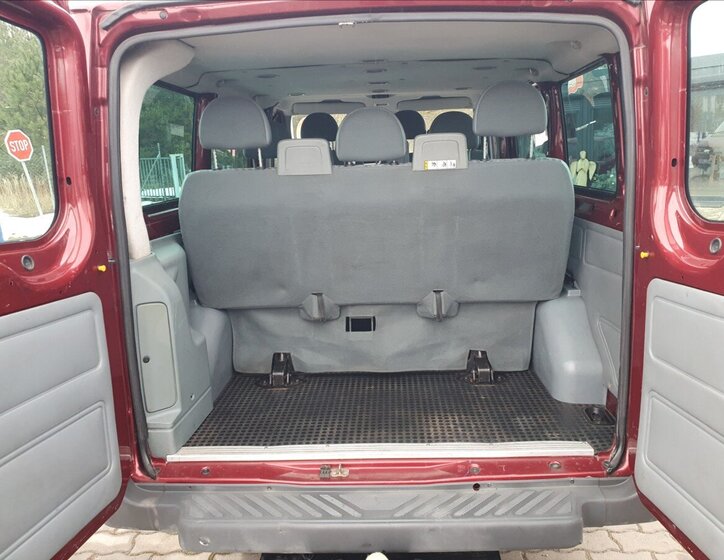 Ford Transit Kombi 2,2 l 81 kw