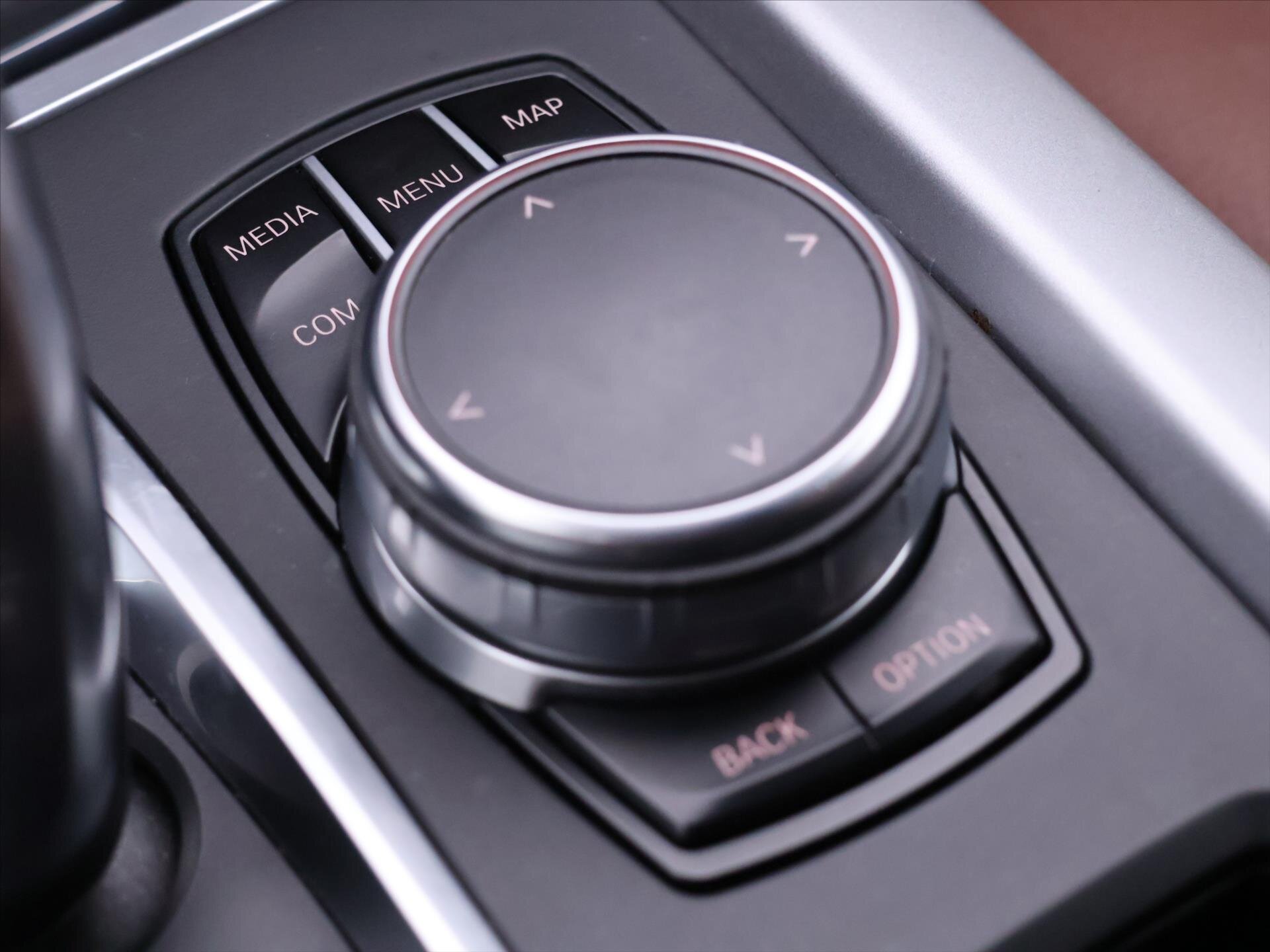 BMW X5 SUV 3,0 l 230 kw