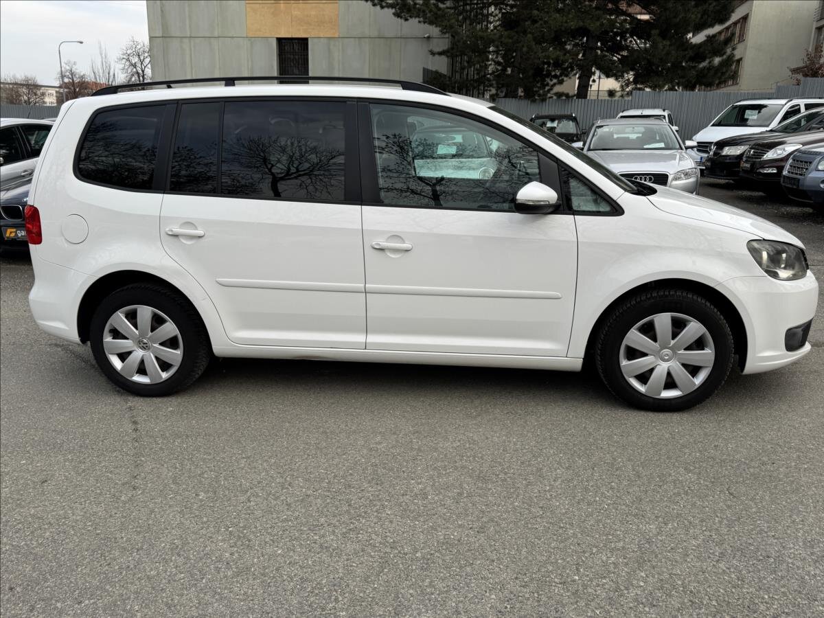 Volkswagen Touran MPV 1,6 l 77 kw