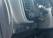 Mitsubishi Outlander SUV / Terénní 2,3 l 110 kw