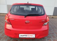 Hyundai i20 6