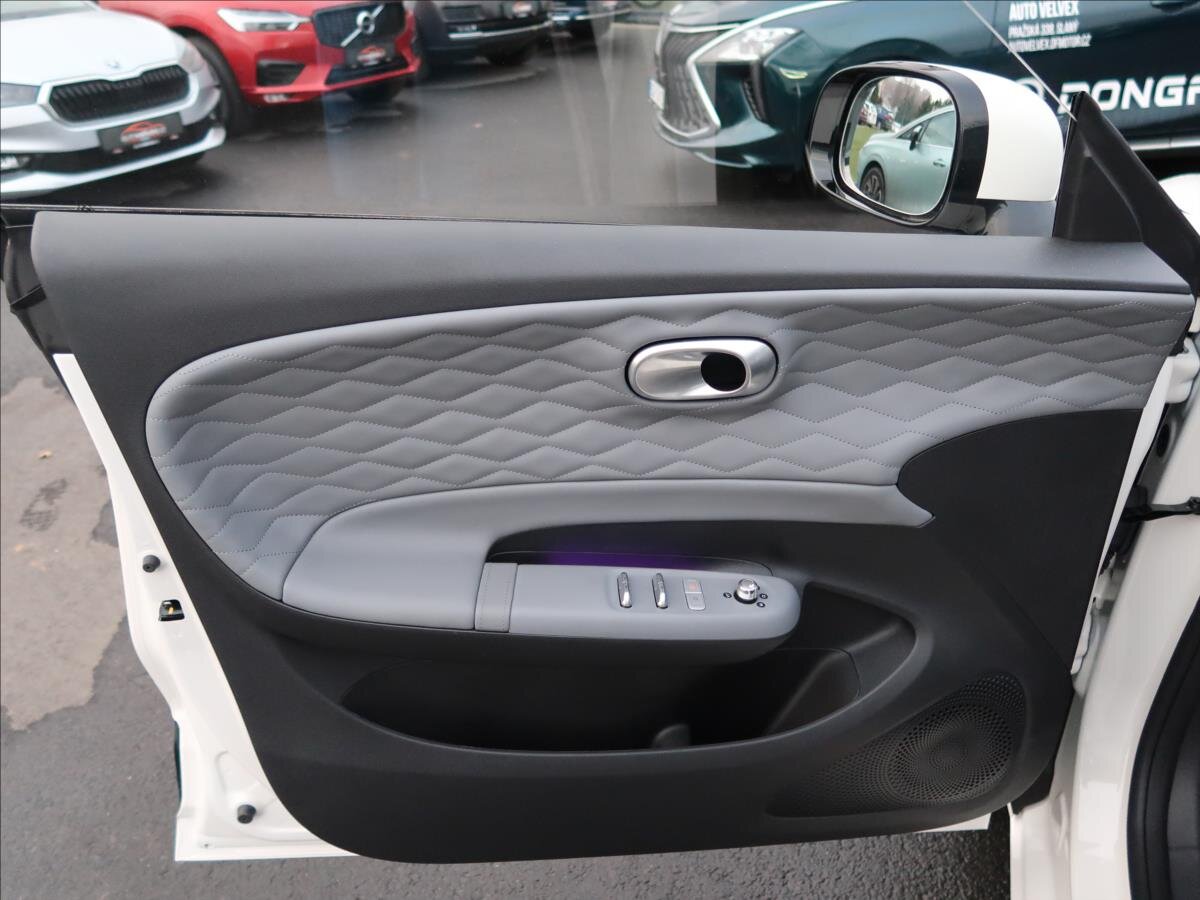 Dongfeng Box Hatchback 0,0 70 kw