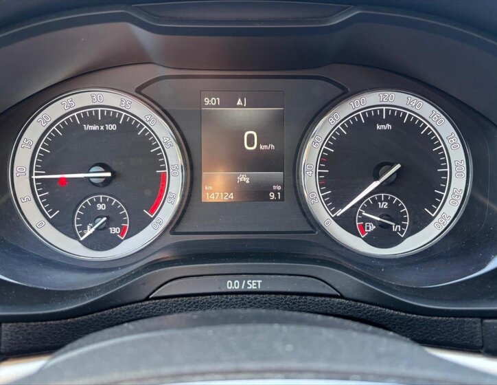 Škoda Karoq SUV / Terénní 2,0 l 85 kw