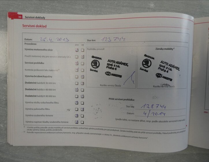 Škoda Octavia Sedan / Limuzína 1,6 l 75 kw