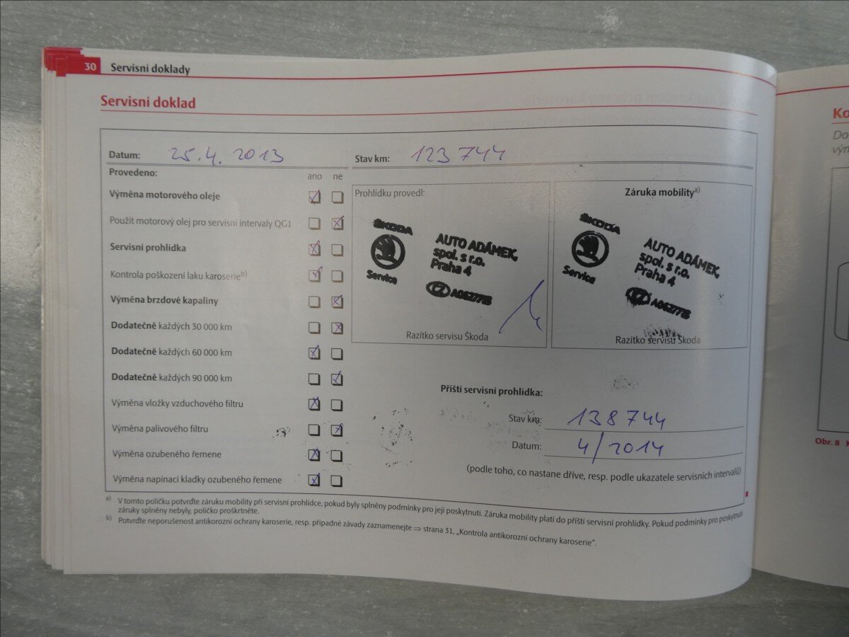 Škoda Octavia Sedan / Limuzína 1,6 l 75 kw