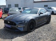 Ford Mustang 1