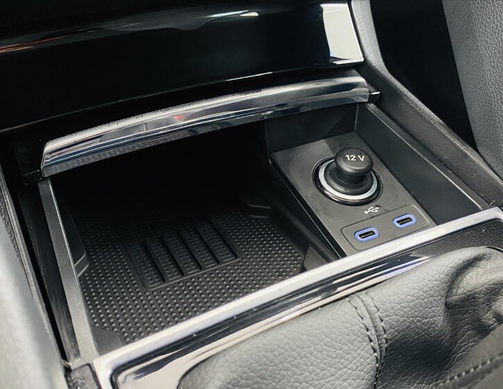 Škoda Karoq SUV / Terénní 1,5 l 110 kw