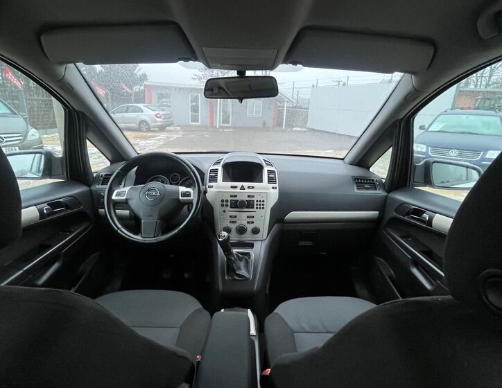 Opel Zafira MPV 1,9 l 88 kw