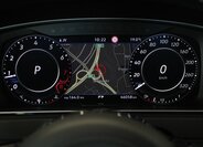 Volkswagen Golf Kombi 2,0 l 221 kw