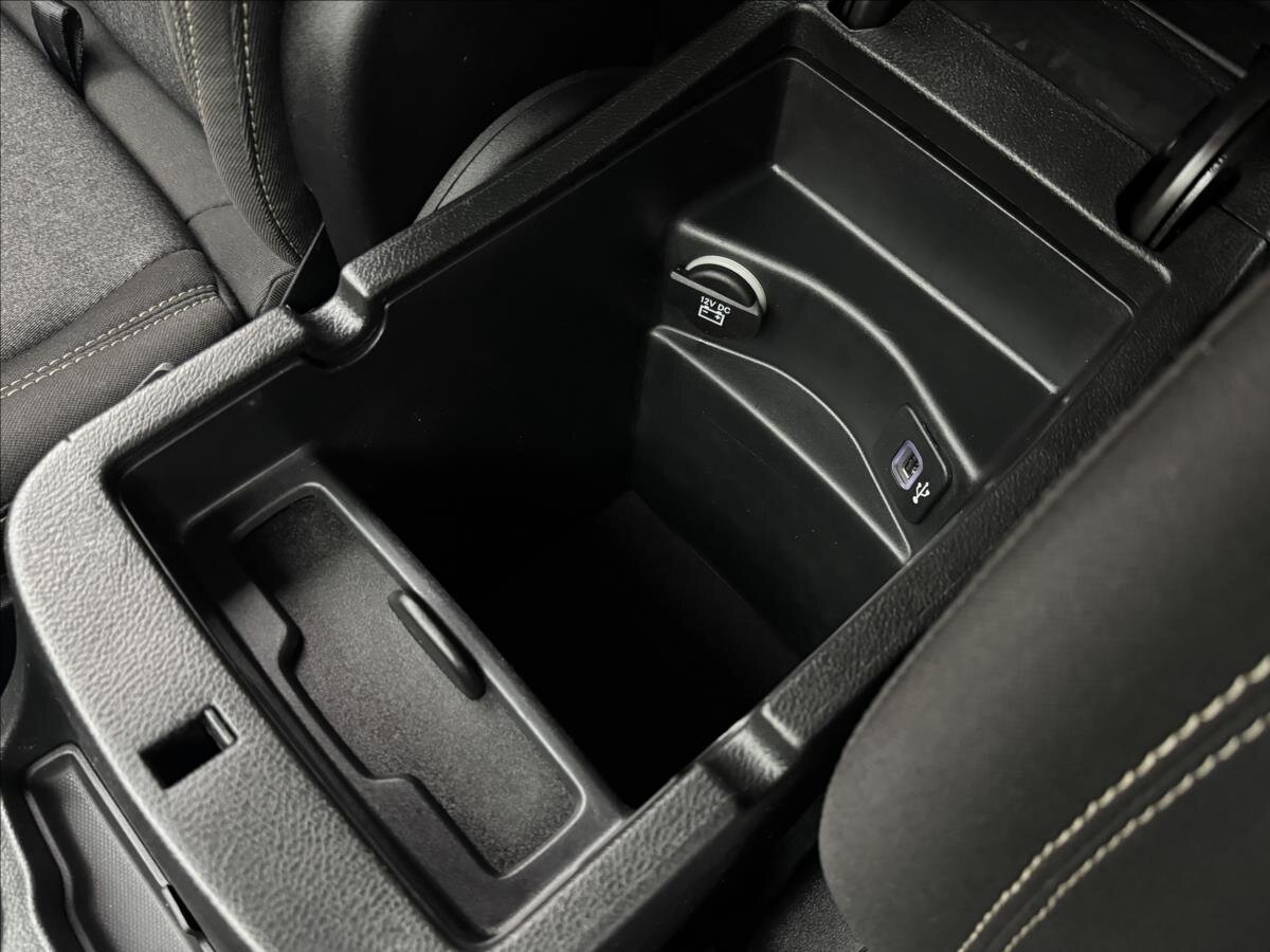 Jeep Cherokee SUV / Terénní 2,0 l 103 kw