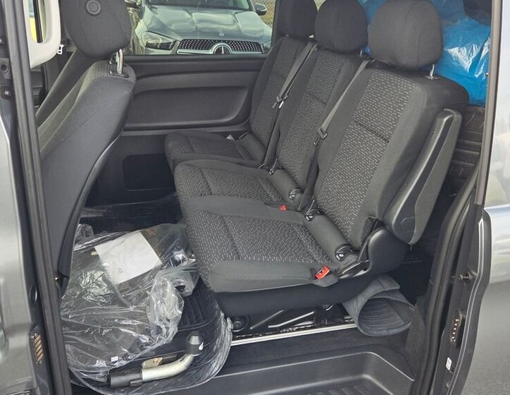 Mercedes-Benz Vito VAN / Minibus 2,0 l 174 kw