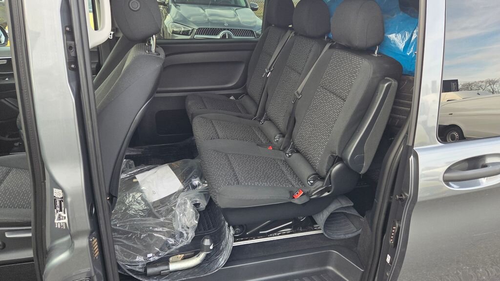 Mercedes-Benz Vito VAN / Minibus 2,0 l 174 kw