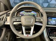 Audi Q8 13