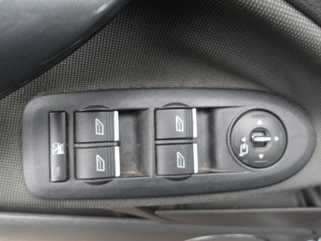 Ford Kuga SUV 2,0 l 120 kw