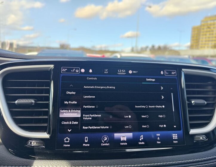 Chrysler Pacifica MPV 3,6 l 214 kw