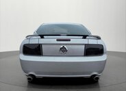 Ford Mustang Kupé 4,0 l 151 kw