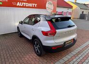 Volvo XC40 9
