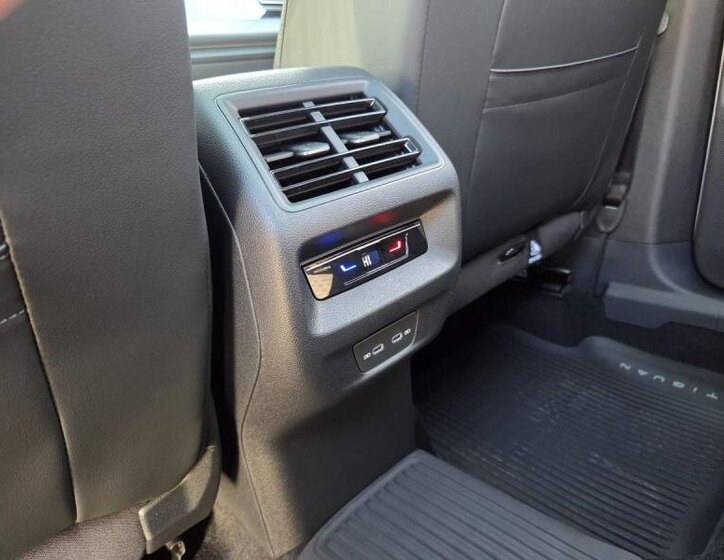 Volkswagen Tiguan SUV / Terénní 2,0 l 195 kw