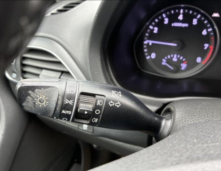 Hyundai i30 Kombi 998,0 88 kw