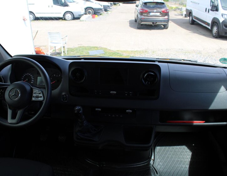 Mercedes-Benz Sprinter Užitková 2,1 l 120 kw