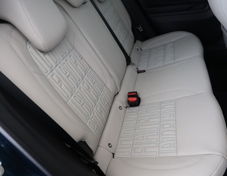 Fiat 600 SUV / Terénní 1,2 l 100 kw