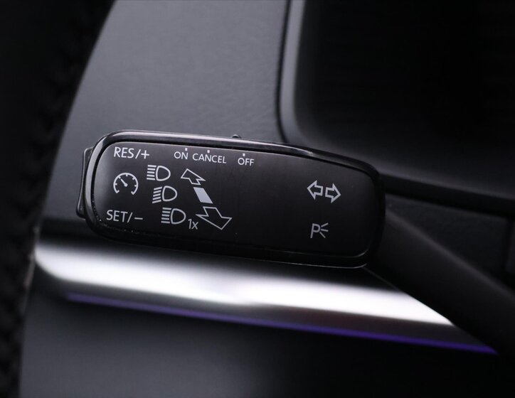 Škoda Karoq SUV / Terénní 2,0 l 85 kw