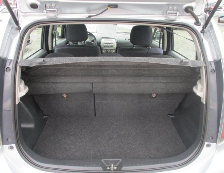 Subaru Justy Hatchback 998,0 51 kw