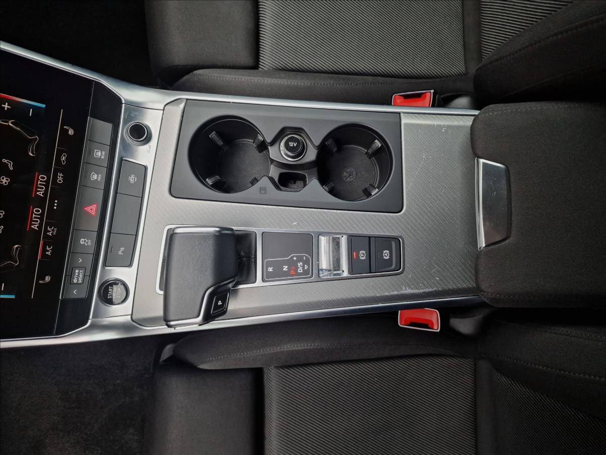 Audi A6 Kombi 2,0 l 220 kw