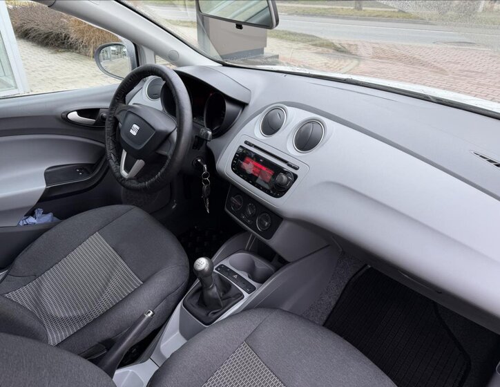 Seat Ibiza Hatchback 1,4 l 63 kw