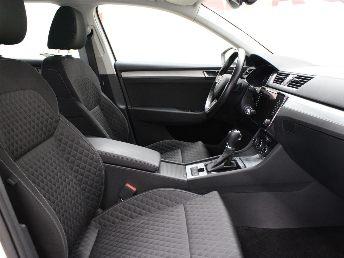 Škoda Superb Kombi 2,0 l 110 kw