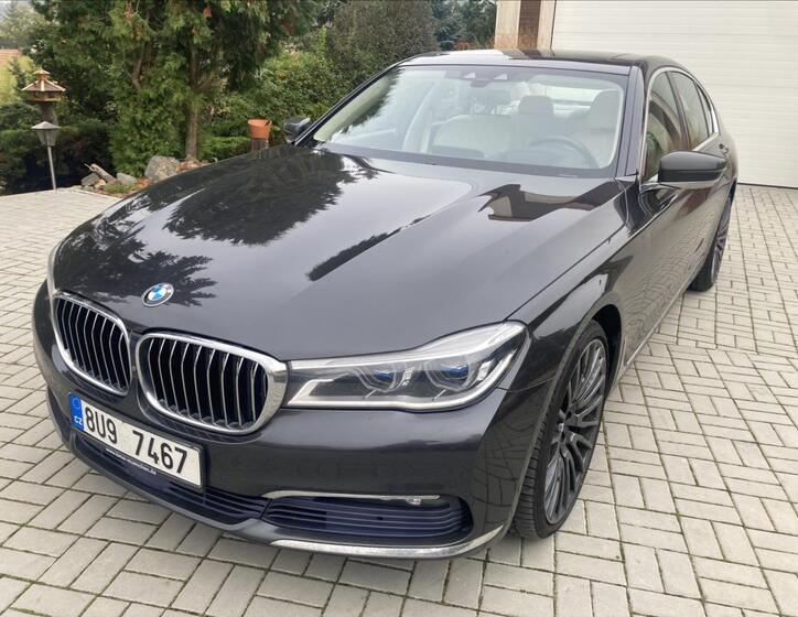 BMW Řada 7 1
