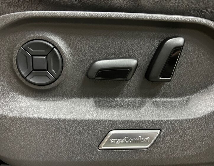 Volkswagen Touareg 23