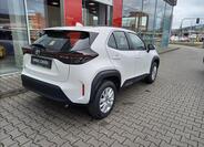 Toyota Yaris Cross 4