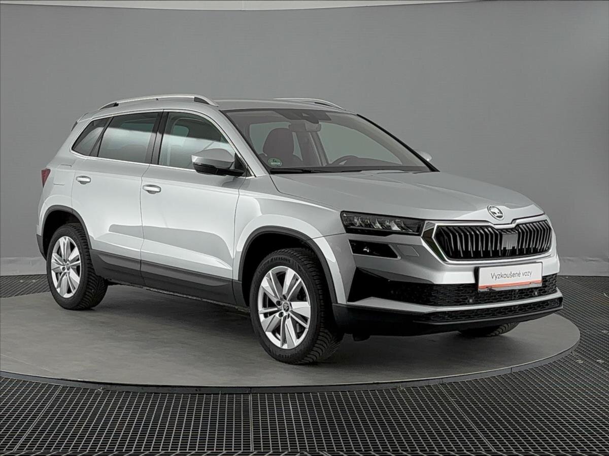 Škoda Karoq SUV / Terénní 1,5 l 110 kw