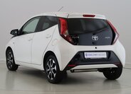 Toyota Aygo Hatchback 998,0 53 kw