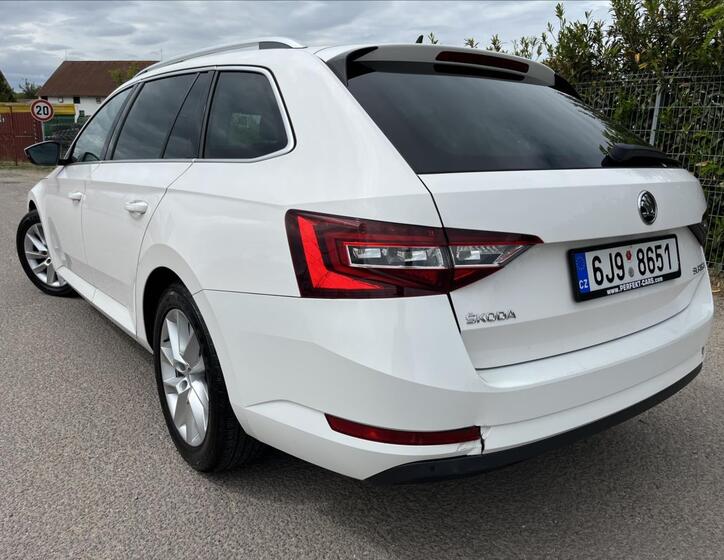 Škoda Superb 49