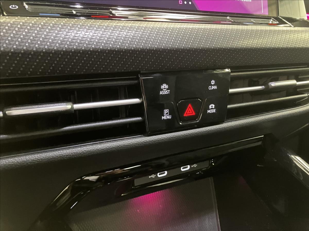 Volkswagen Golf Hatchback 1,5 l 110 kw