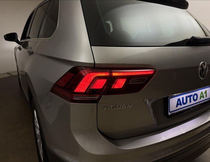 Volkswagen Tiguan SUV 1,5 l 110 kw