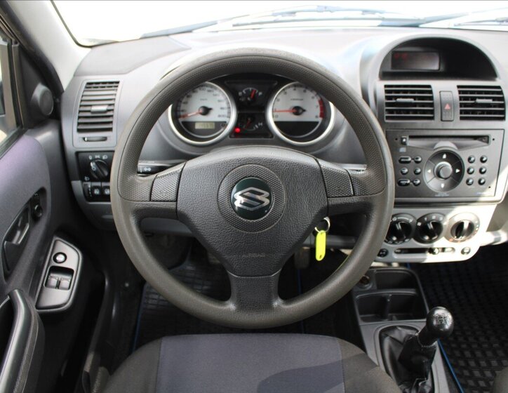 Suzuki Ignis Hatchback 1,5 l 73 kw