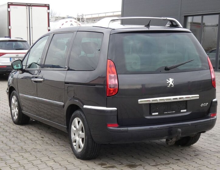 Peugeot 807 7
