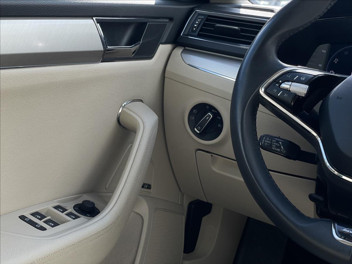 Škoda Superb Kombi 2,0 l 147 kw
